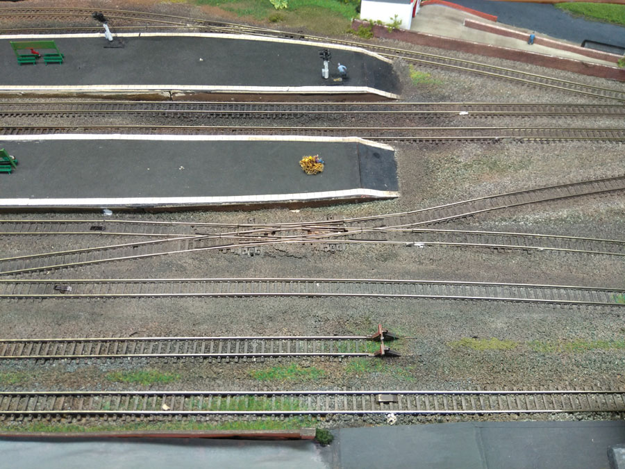 There it sits, immediately below the platform in the centre of the photo. It has always been a nasty piece of work right from layout purchase. Now its time for it to go...