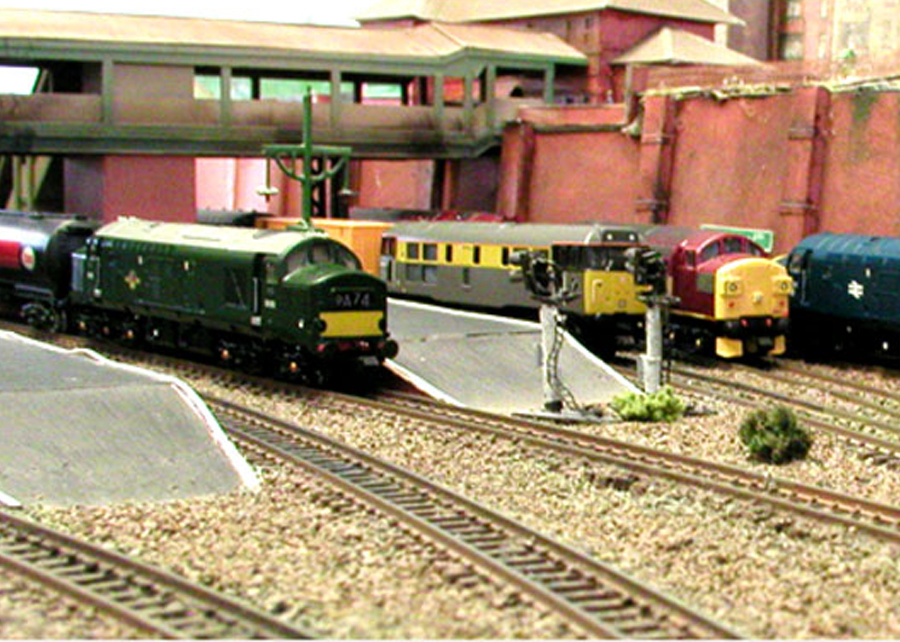 Class 37s in yard